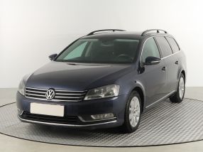 Volkswagen Passat - 2012