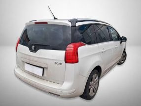 Peugeot 5008 - 2014