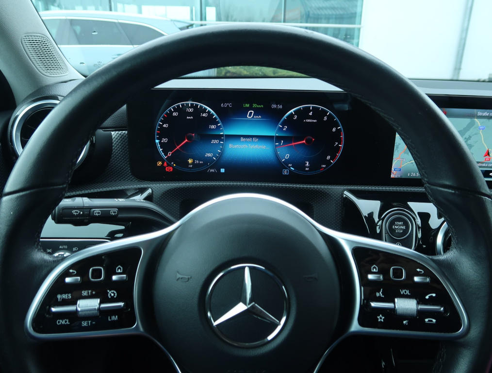 Mercedes-Benz A