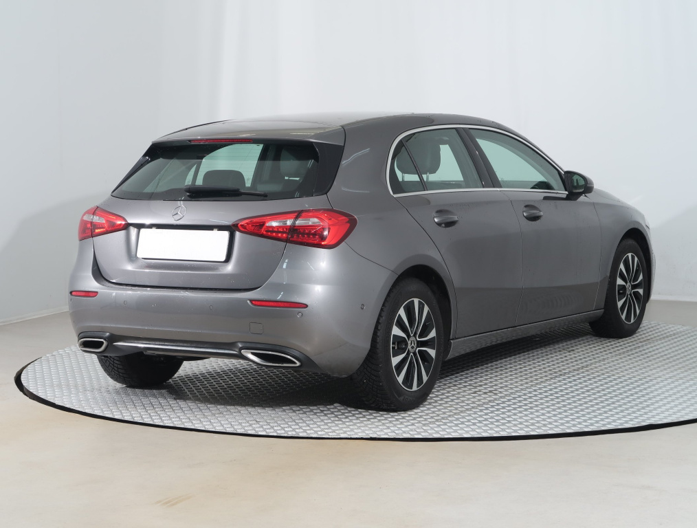Mercedes-Benz A