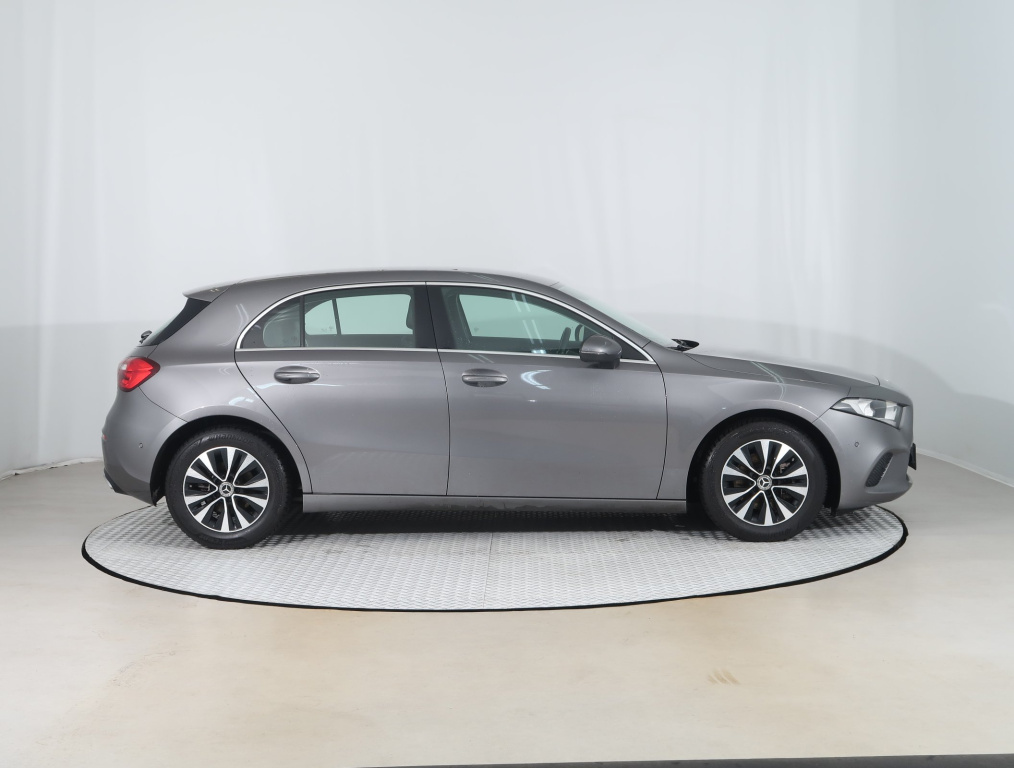 Mercedes-Benz A