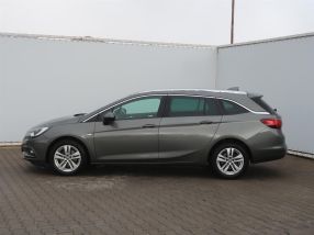 Opel Astra - 2017
