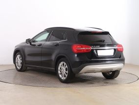 Mercedes-Benz GLA - 2014