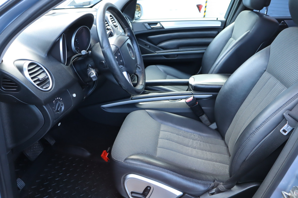 Mercedes-Benz ML