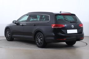 Volkswagen Passat - 2016