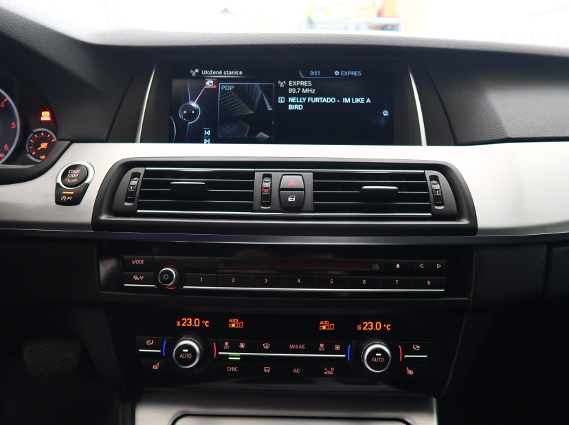 BMW 5, 2015