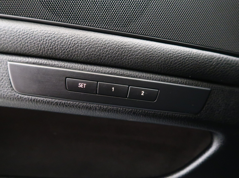 BMW 5, 2015