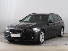 BMW 5 - 2015