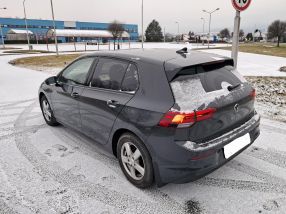 Volkswagen Golf - 2023
