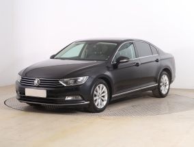 Volkswagen Passat - 2015
