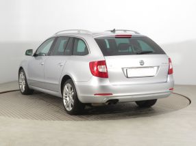 Skoda Superb - 2013