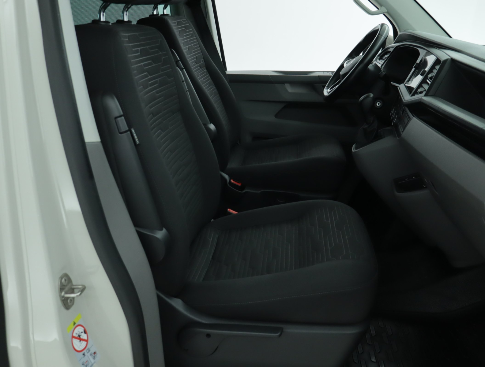 Volkswagen Caravelle - 2023