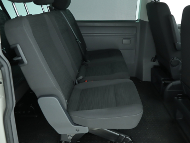 Volkswagen Caravelle - 2023