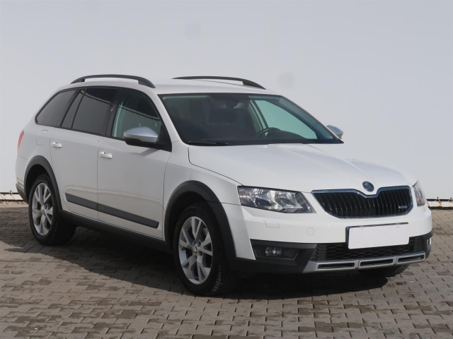 Škoda Octavia Scout 2015