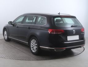 Volkswagen Passat - 2015