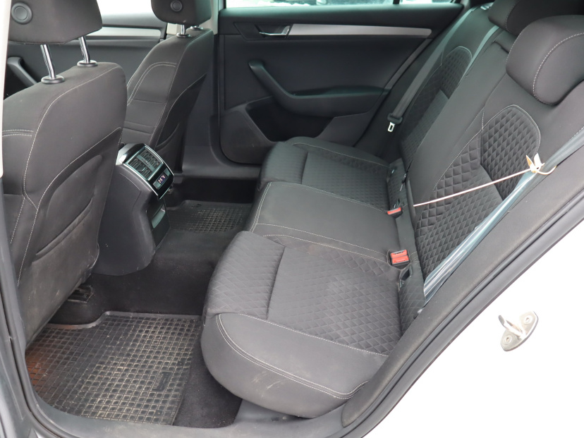 Škoda Superb, 2016