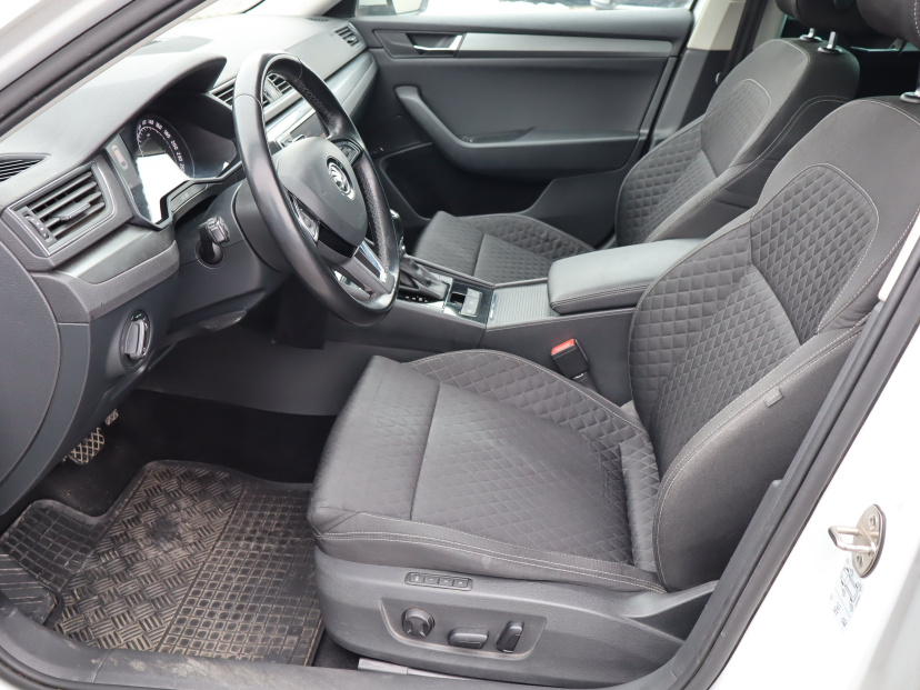 Škoda Superb, 2016