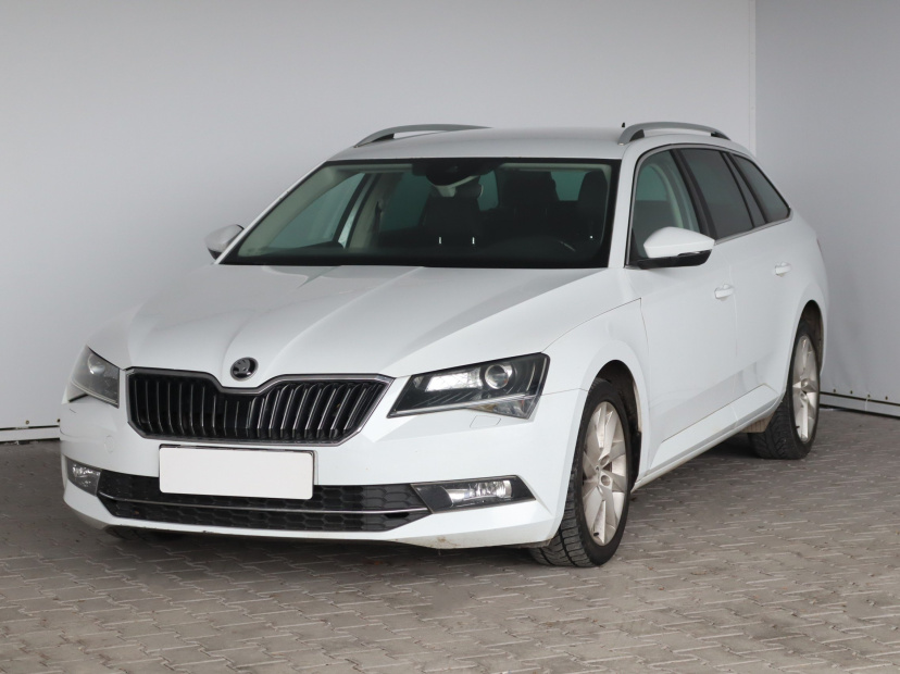 Škoda Superb, 2016