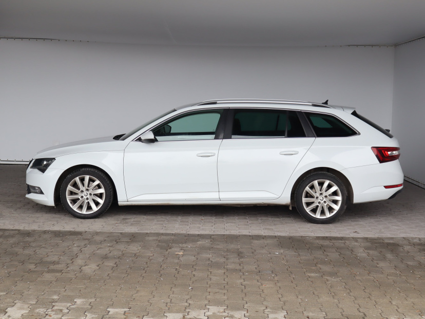 Škoda Superb, 2016