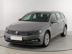 Volkswagen Passat - 2023