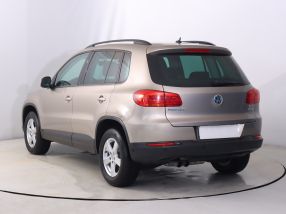 Volkswagen Tiguan - 2013