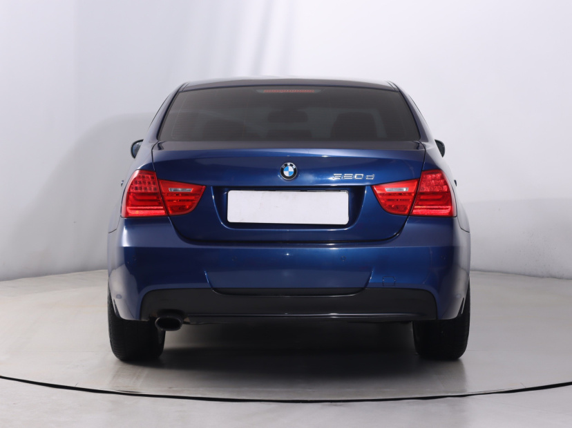 BMW 3, 2012