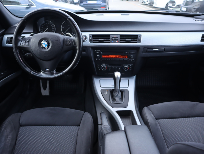 BMW 3, 2012