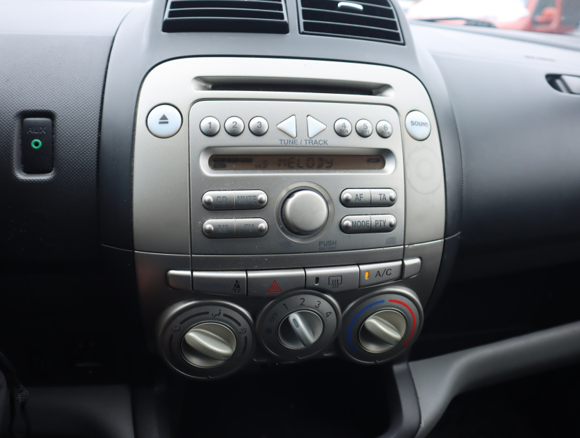 Subaru Justy, 2008