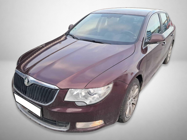 Škoda Superb 2012
