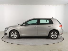 Volkswagen Golf - 2016