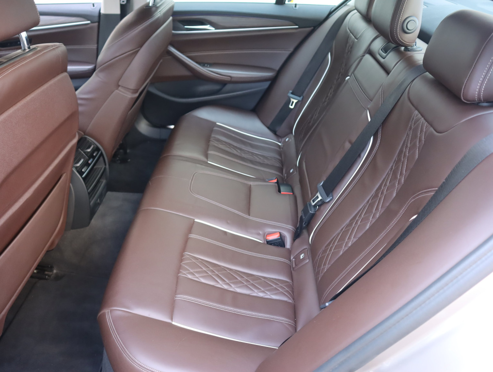 BMW 5