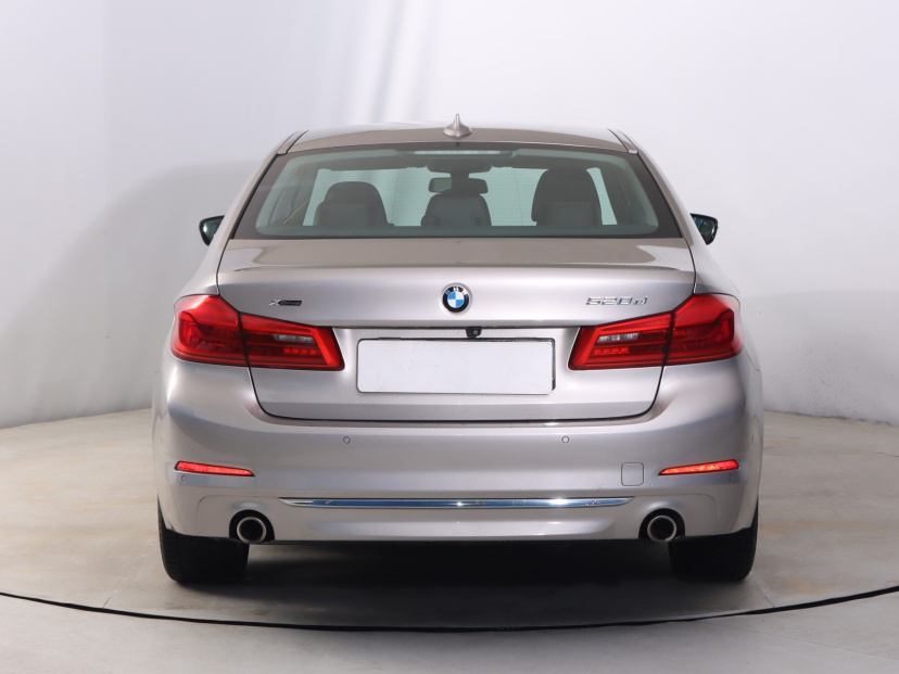 BMW 5, 2018
