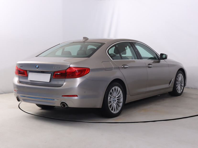 BMW 5, 2018