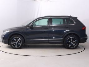 Volkswagen Tiguan - 2022