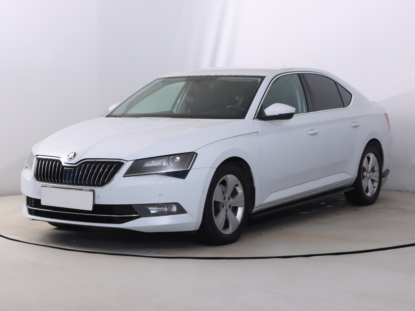 Škoda Superb, 2015