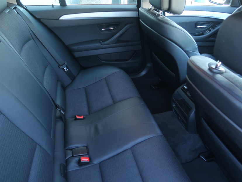 BMW 5, 2012