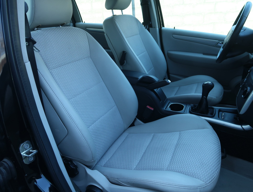 Mercedes-Benz B