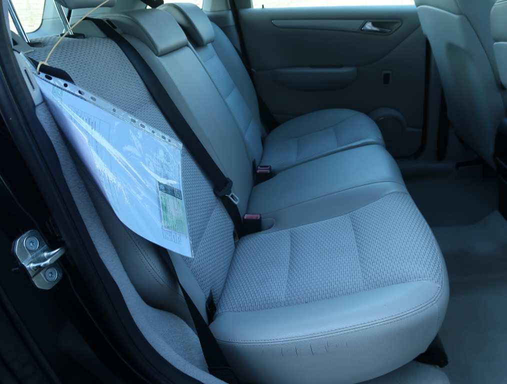 Mercedes-Benz B