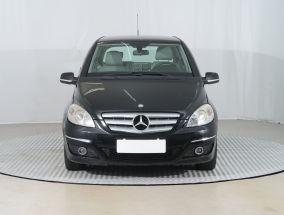 Mercedes-Benz B - 2011