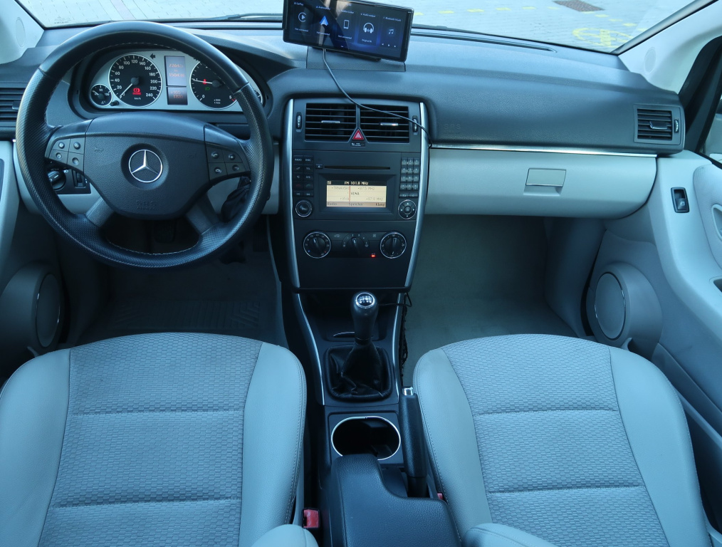 Mercedes-Benz B