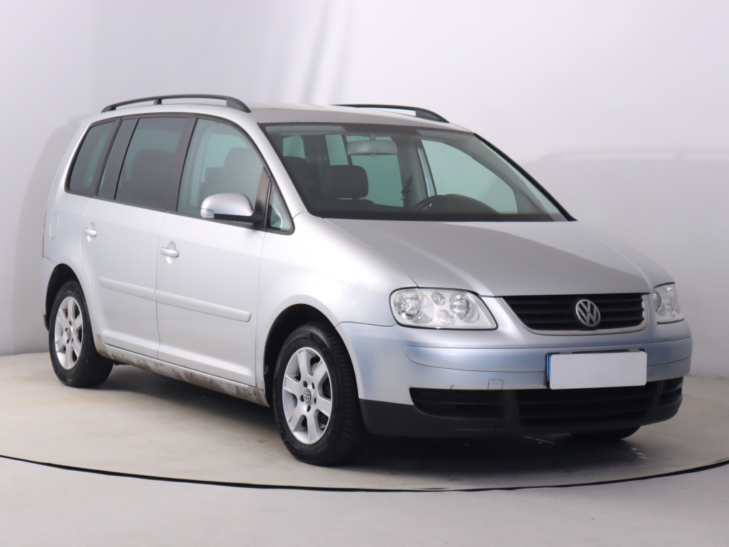 Volkswagen Touran, 2003