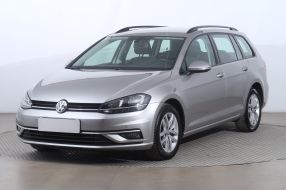 Volkswagen Golf - 2020