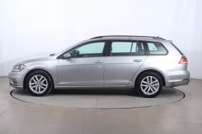Volkswagen Golf - 2020