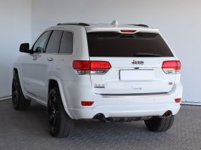 Jeep Grand Cherokee - 2016