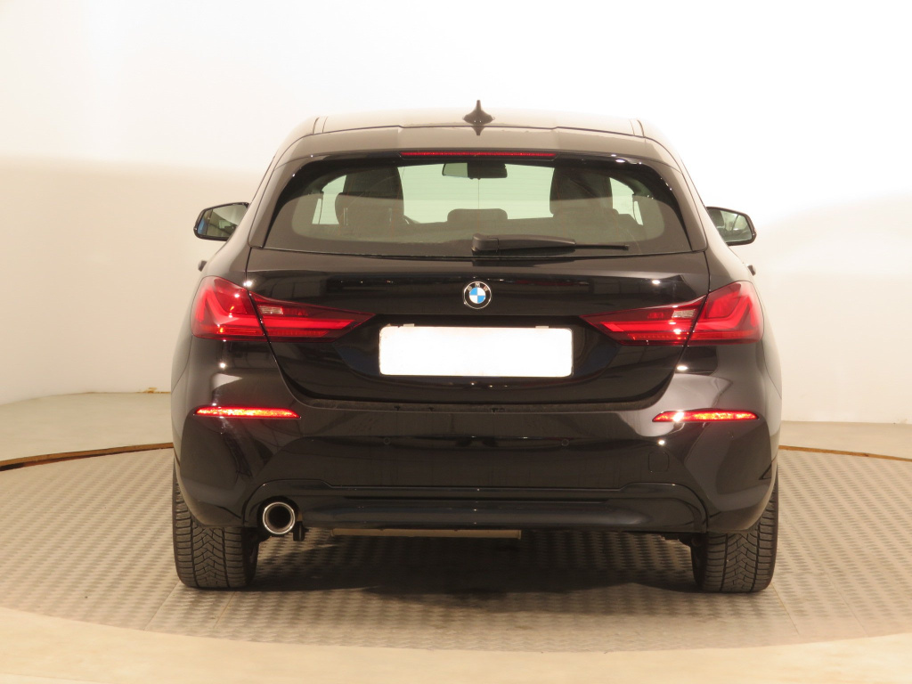 BMW 1