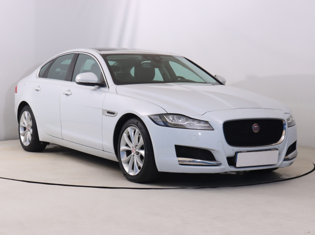 Jaguar XF 2016
