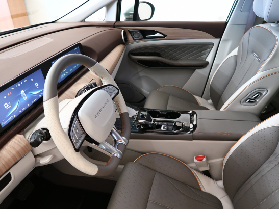 Dongfeng U-Tour