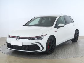 Volkswagen Golf - 2024