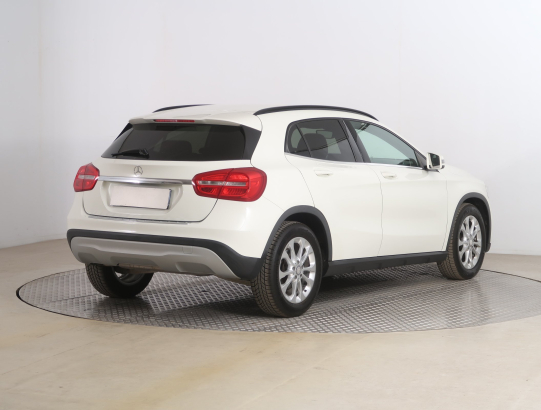 Mercedes-Benz GLA 180 CDI