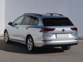 Volkswagen Golf - 2022